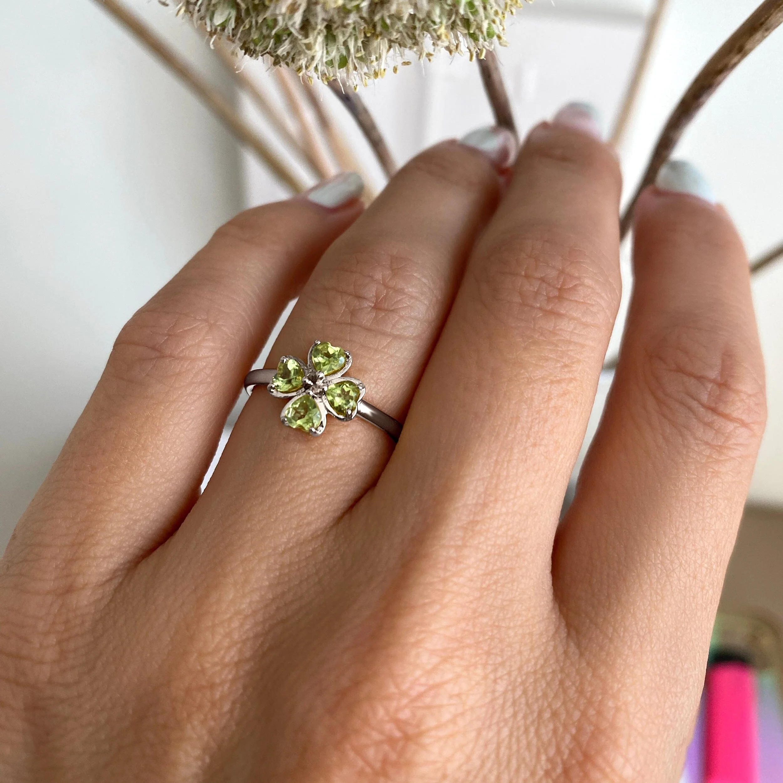 Shamrock Ring - Peridot - Image 11