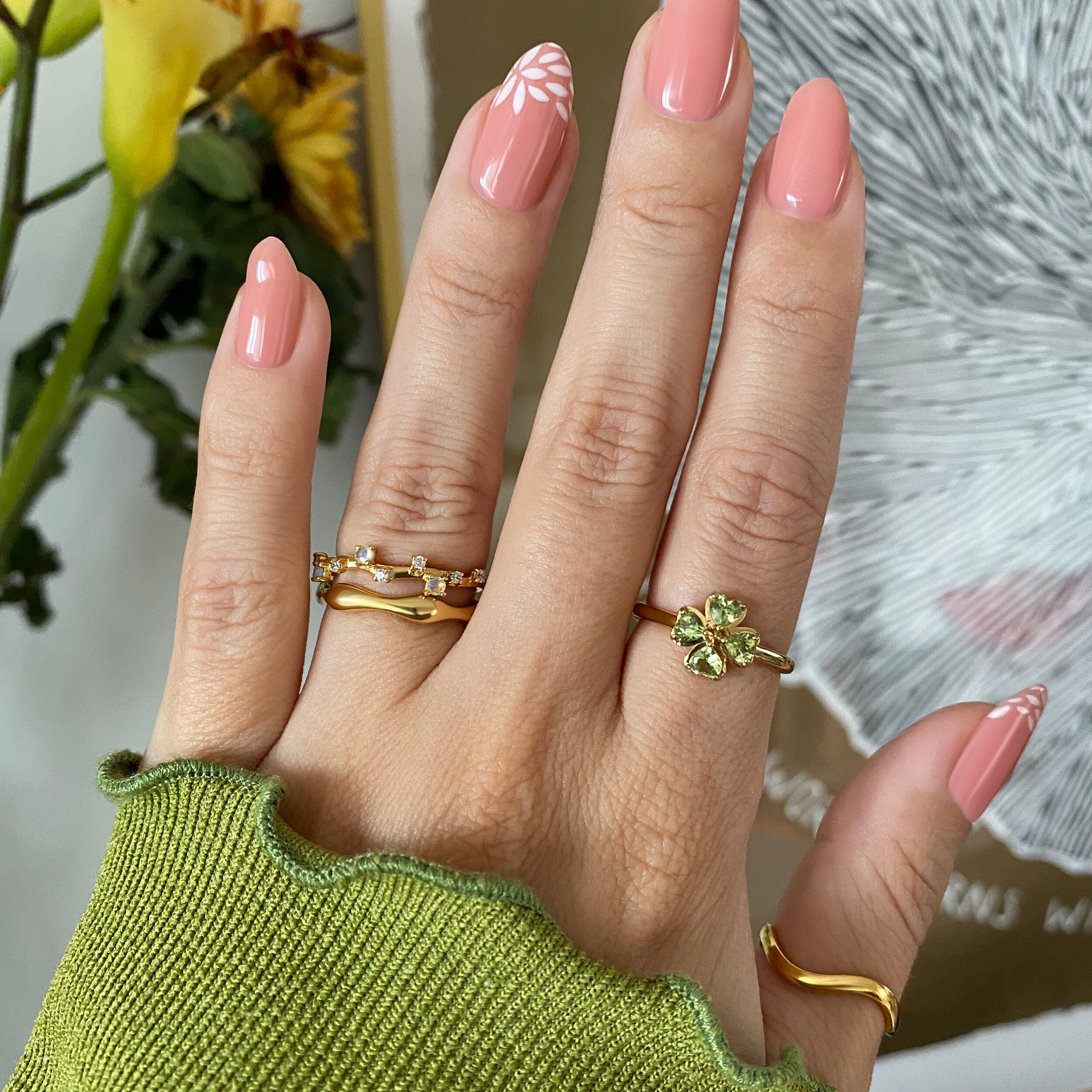 Shamrock Ring - Peridot - Image 18